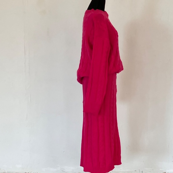 Bright Pink cable knit skirt set - Picture 6 of 10